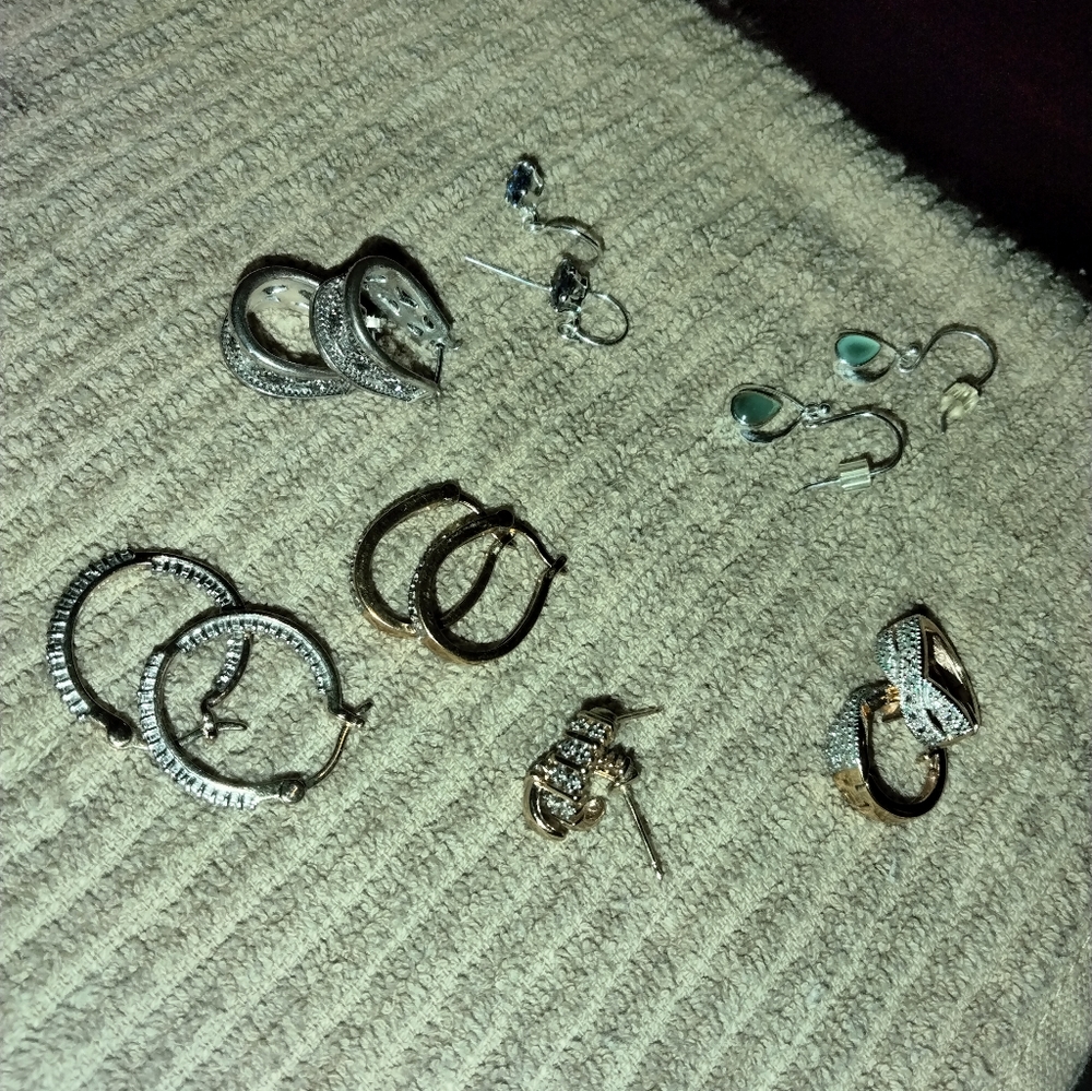 (7)pairs of sterling silver earrings!